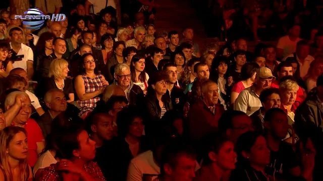 004 - SLAVKA KALCHEVA - BYALA ROZA  Slavka Kalcheva - Byala roza,  live 2015