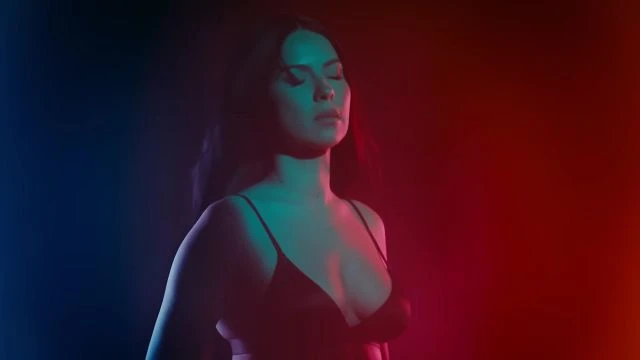 013 - INNA - Something bout You